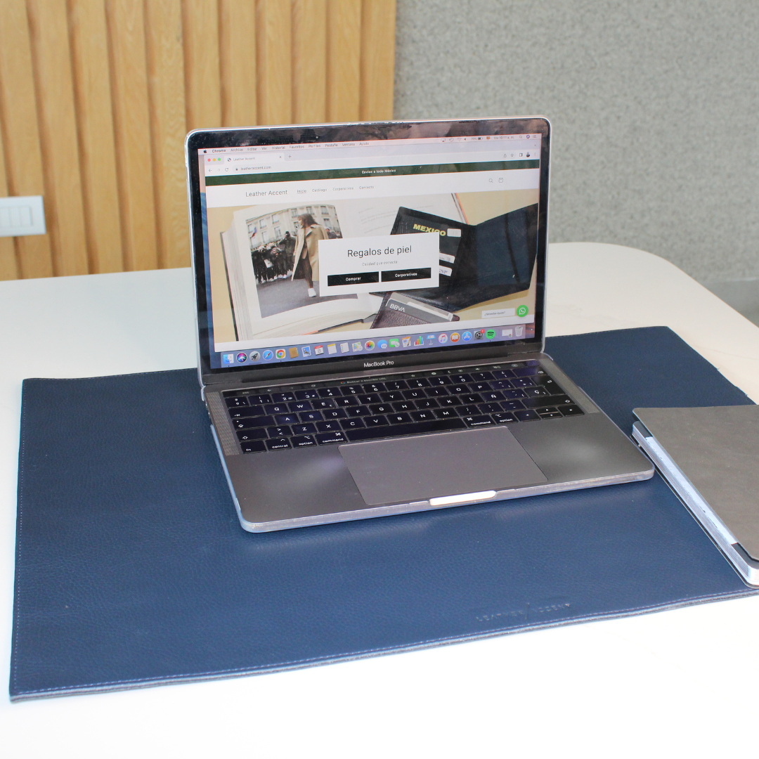 Auckland Reversible Desk Pad - Tapete de escritorio